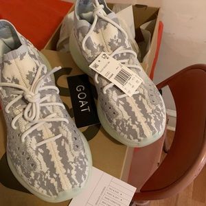 Yeezy Boost 380 ‘Aliens’